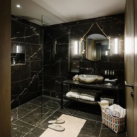 فندق بيرجويلت جريندلفالد - ألباين ديزاين ريزورت 4*