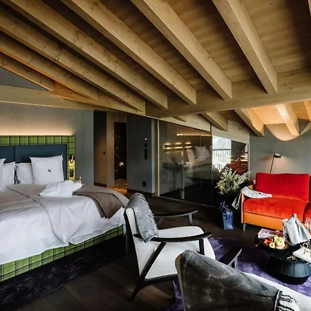 Bergwelt - Alpine Design 4* Γκρίντελβαλντ