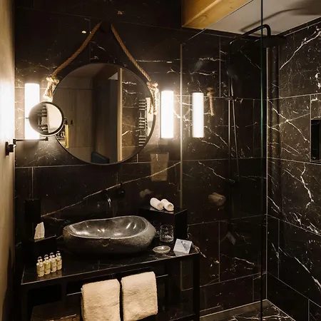 بيرجويلت جريندلفالد - ألباين ديزاين ريزورت 4*